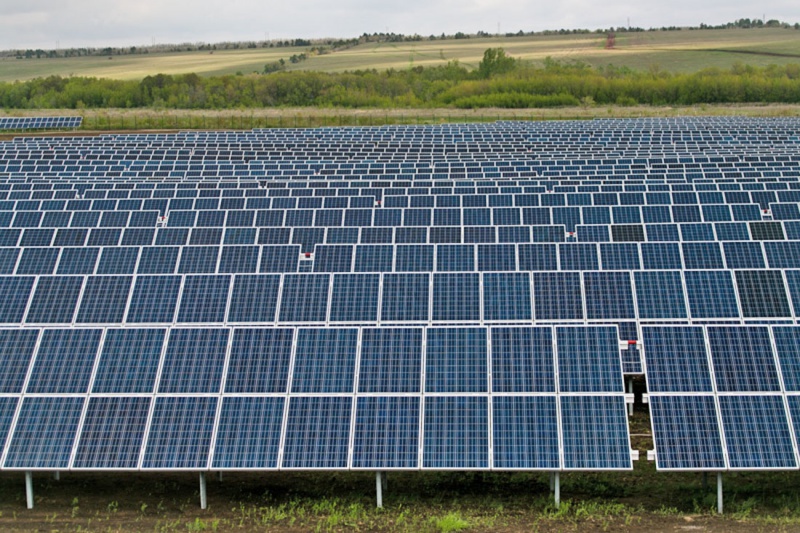 В Оренбуржье заработала еще одна солнечная электростанция